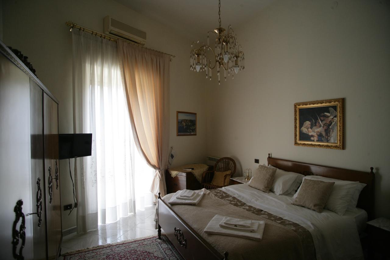 ナポリCasa Carmenアパートメント エクステリア 写真